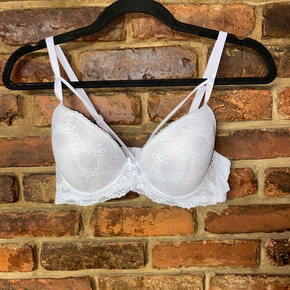 Body Key Gray Floral Embroidered Lace Push-Up Bra Women's Size 40C